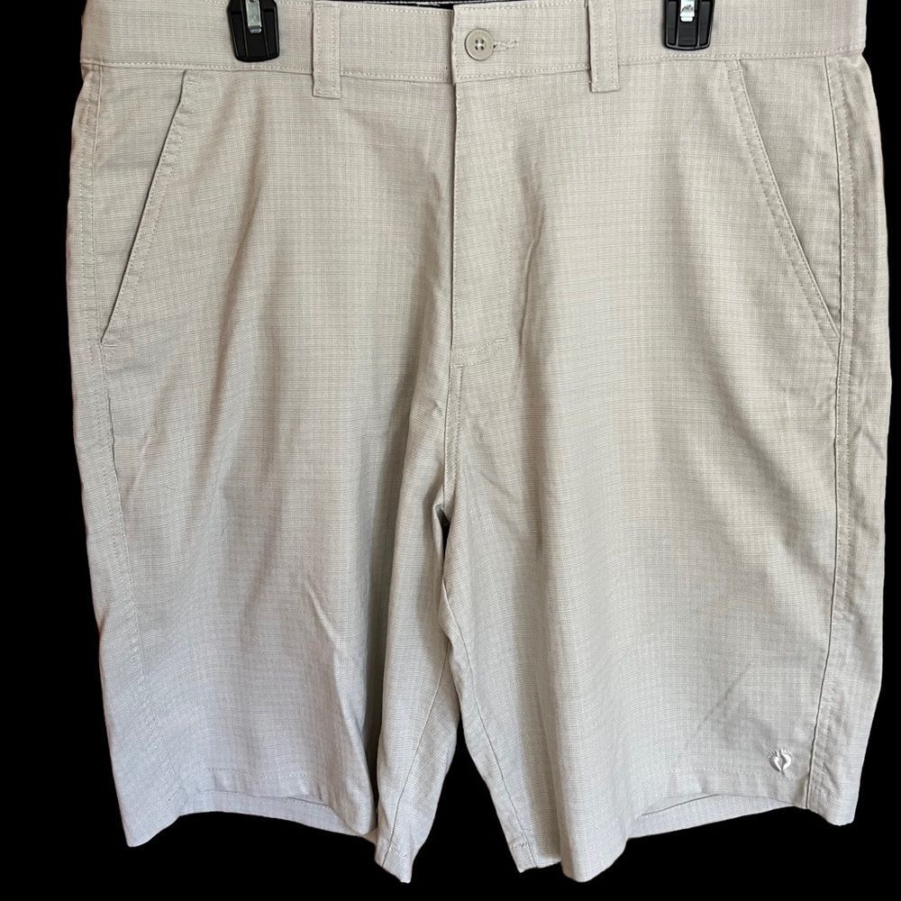 Hang Ten khaki flat front shorts with pockets‎ men’s size 36